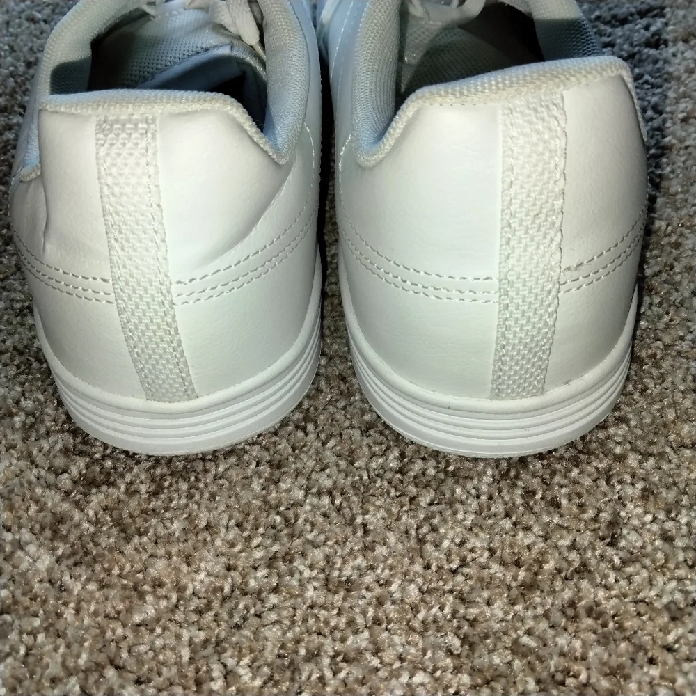 Reebok White/Steel athletic shoe, size 11 - Picture 4 of 6